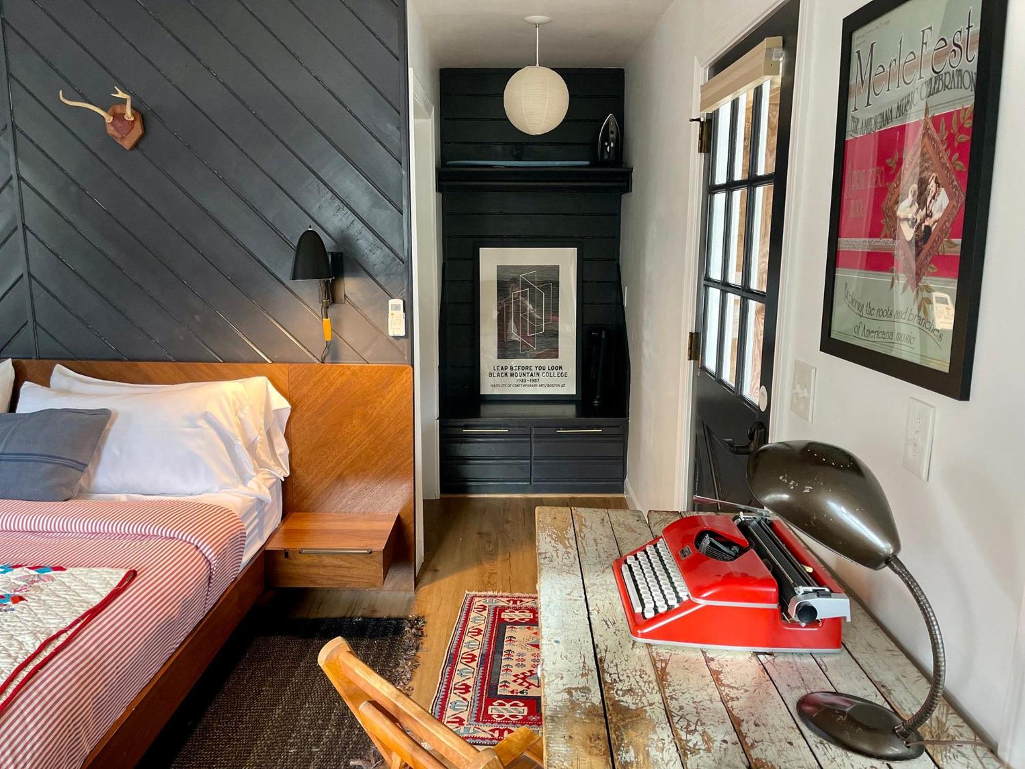 Outpost Inn 海兰兹 外观 照片