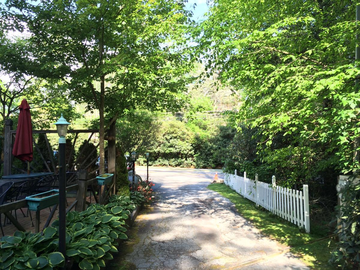 Outpost Inn 海兰兹 外观 照片